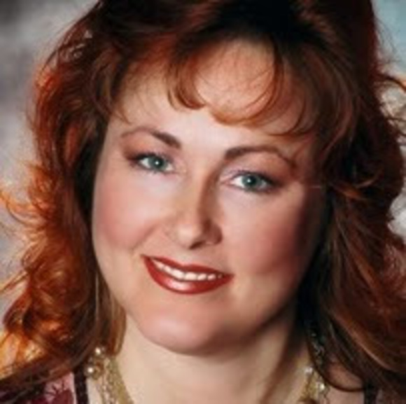 Meet your Posher, Bronte - Picture 1 of 1